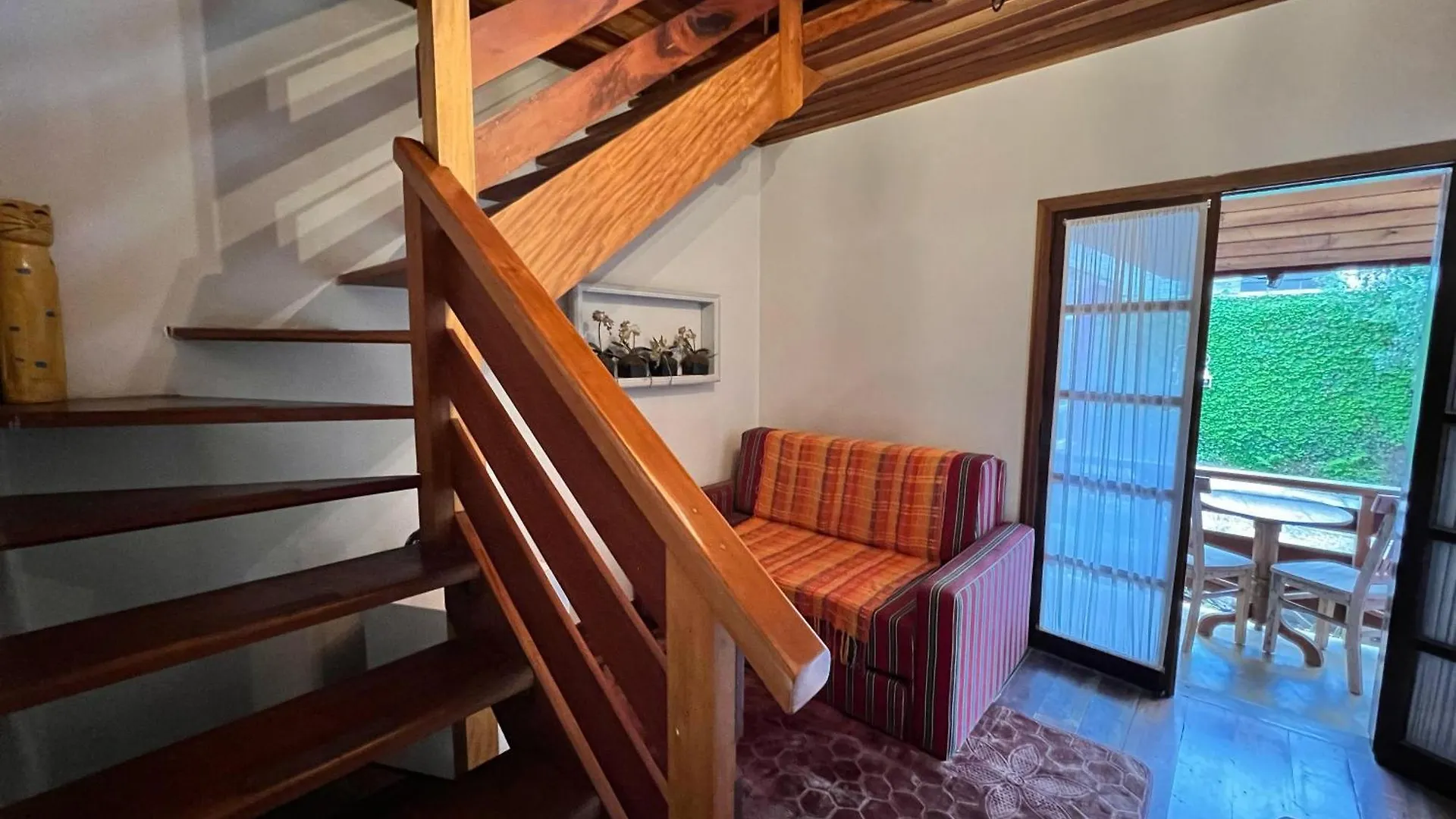 Home & Hosting Campos do Jordão Πανδοχείο
